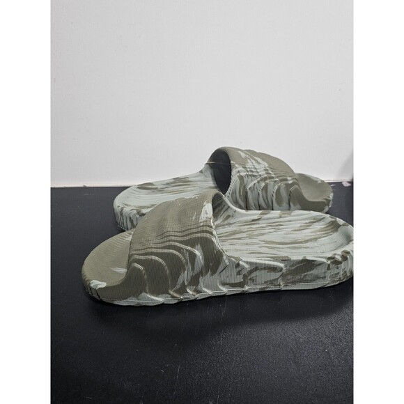 New Adidas Adilette 22 Sandal Slide Olive Green Black Men\'s Size 12 HP6517 main image 4